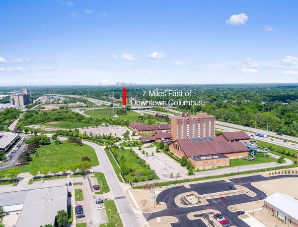 Redevelopment Opportunity: 4560 Hilton Corporate Dr, Columbus, OH 43232